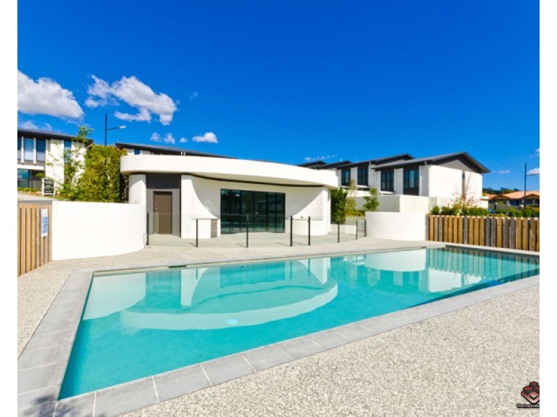 Pacific Pines QLD 4211