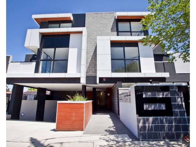 4/61 Droop Street, Footscray VIC 3011