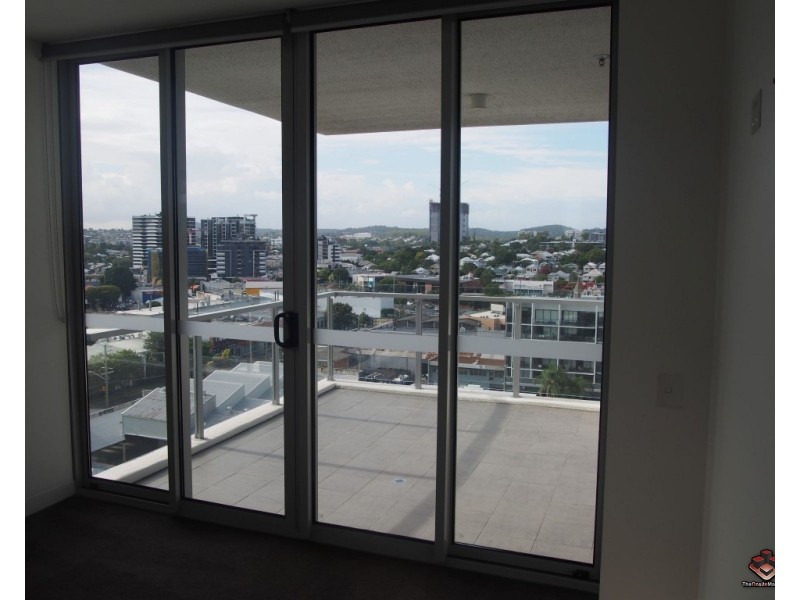 855 Stanley Street, Woolloongabba QLD 4102