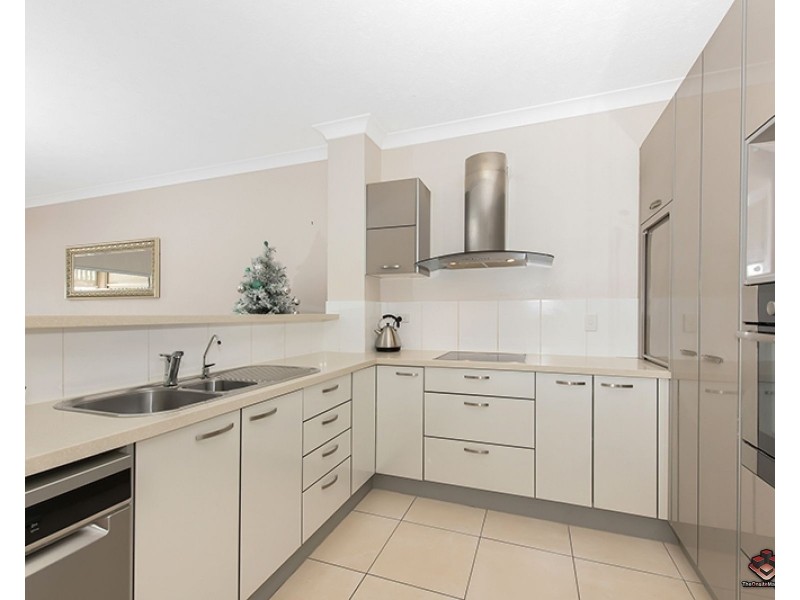 58/42 Warburton Street, North Ward QLD 4810