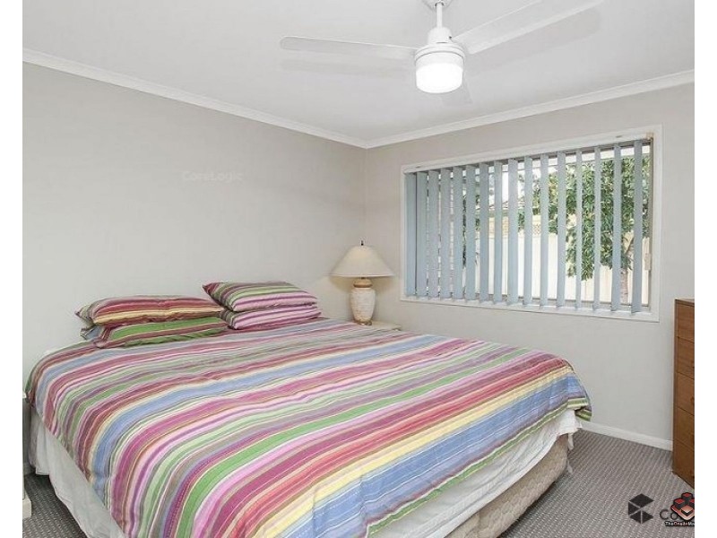 1A Alison Road, Carrara QLD 4211