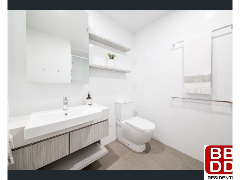 8 Dickens Street, Spring Hill QLD 4000
