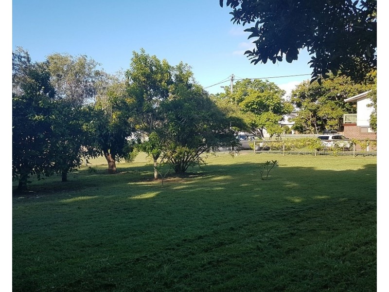 17 Leslie Lane, Scarness QLD 4655