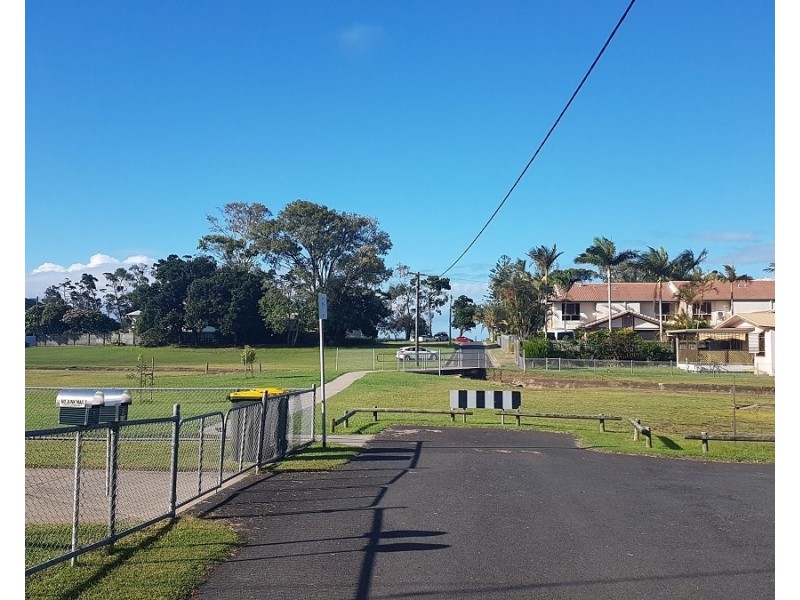 17 Leslie Lane, Scarness QLD 4655