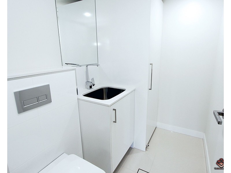 68 Benson Street, Toowong QLD 4066