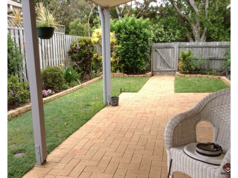 2 Grand Parade, Parrearra QLD 4575