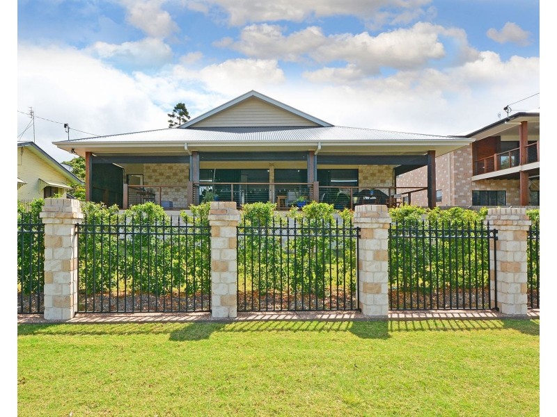 201 Esplanade, Pialba QLD 4655