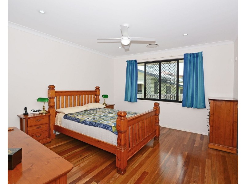 201 Esplanade, Pialba QLD 4655