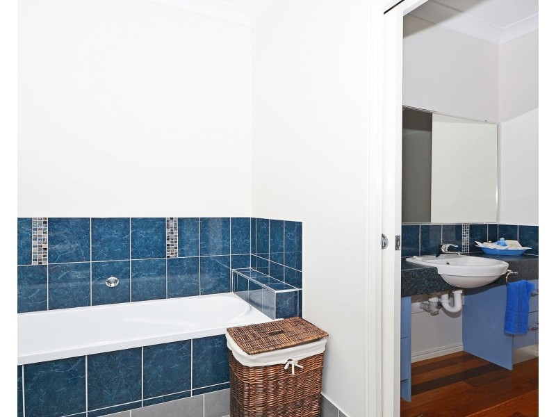 201 Esplanade, Pialba QLD 4655