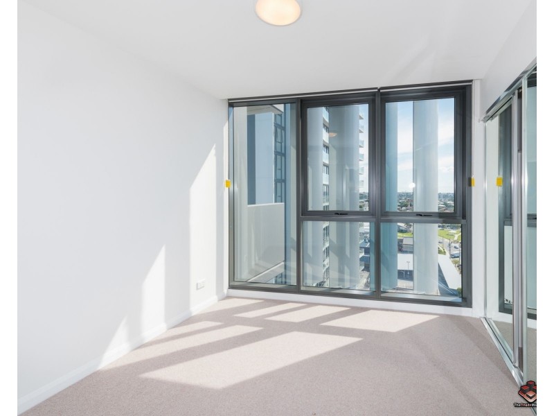 21101/300 Old Cleveland Road, Coorparoo QLD 4151