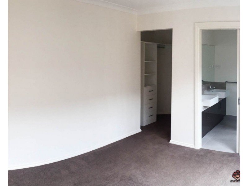 15 Norma Crescent, Officer VIC 3809