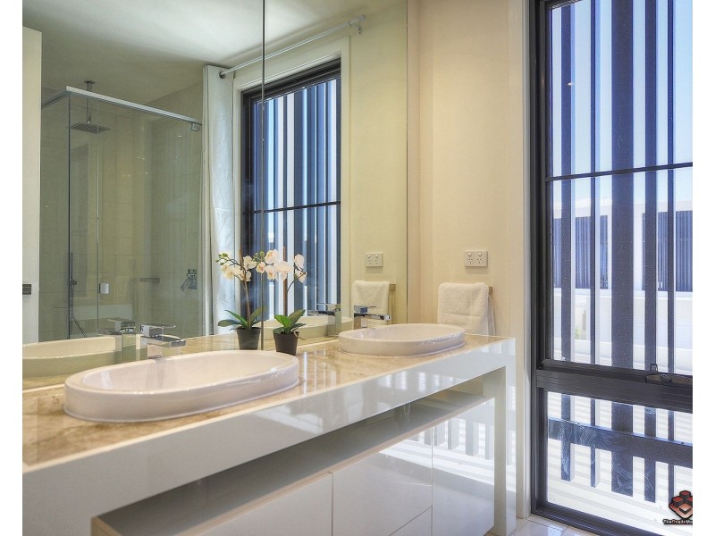 21 Magnoli Circuit, Palm Beach QLD 4221