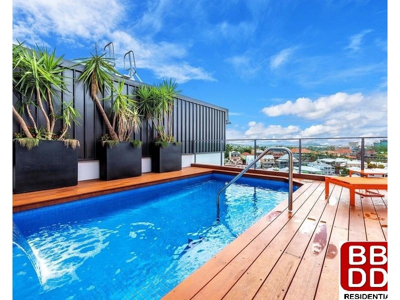 8 Dickens Street, Spring Hill QLD 4000