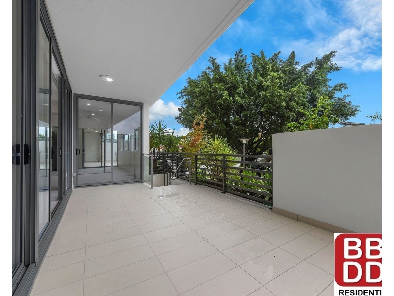 8 Dickens Street, Spring Hill QLD 4000