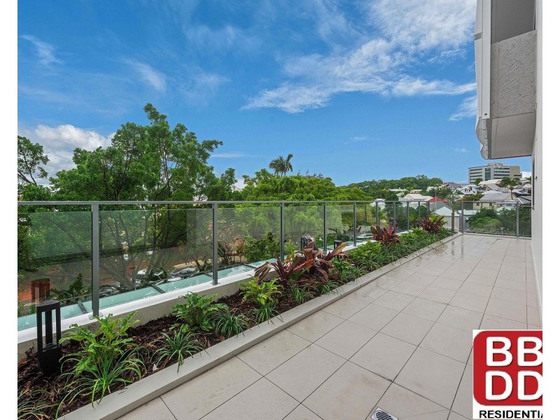 8 Dickens Street, Spring Hill QLD 4000