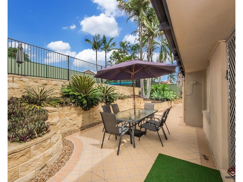 4 Catani Place, Helensvale QLD 4212