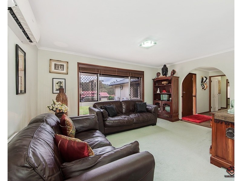 4 Catani Place, Helensvale QLD 4212