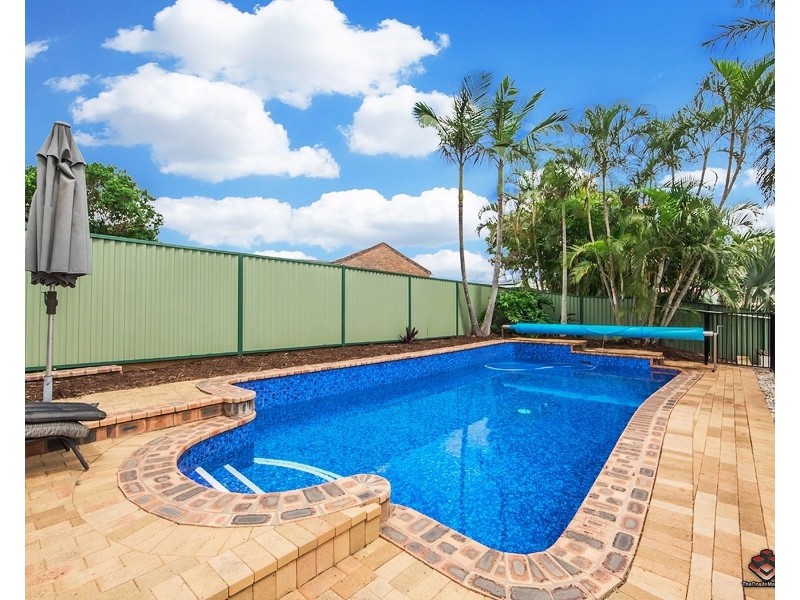 4 Catani Place, Helensvale QLD 4212