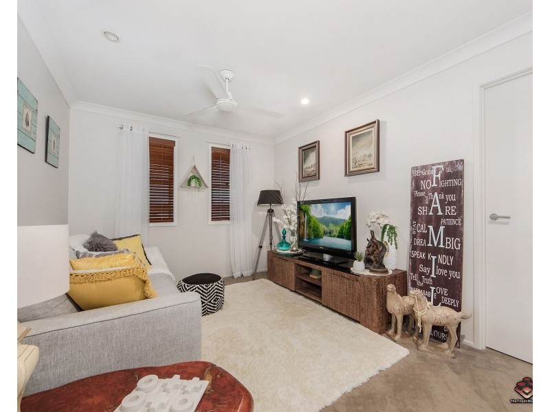 22 Bahkeeta Street, Oxenford QLD 4210