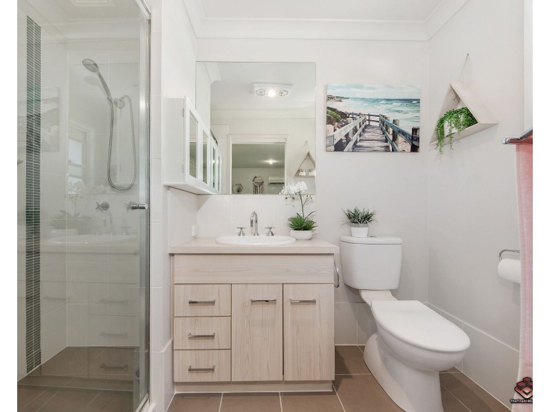 22 Bahkeeta Street, Oxenford QLD 4210