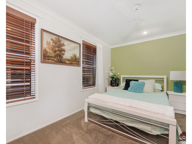 22 Bahkeeta Street, Oxenford QLD 4210