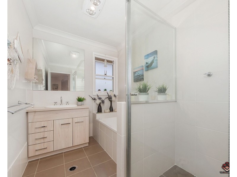 22 Bahkeeta Street, Oxenford QLD 4210