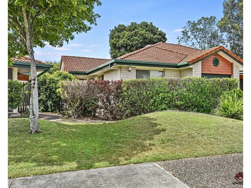 15 Monet Street, Coombabah QLD 4216