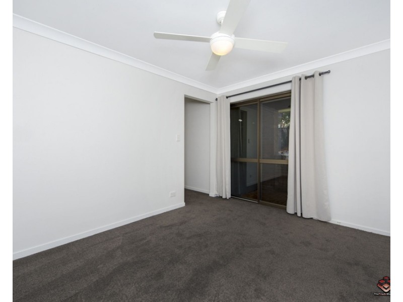 12 California Drive, Oxenford QLD 4210