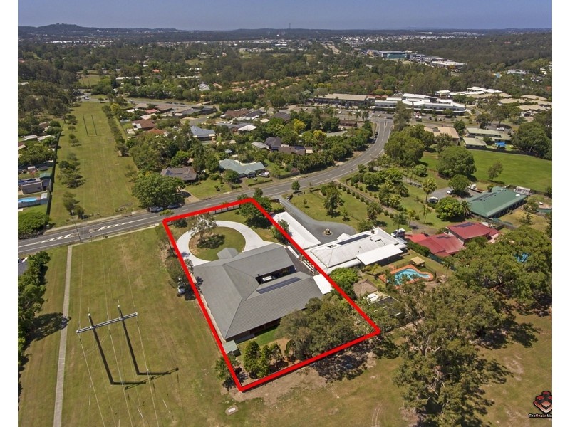 12 California Drive, Oxenford QLD 4210