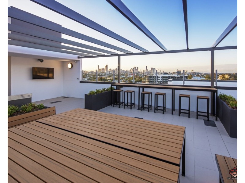17 Carl Street, Woolloongabba QLD 4102