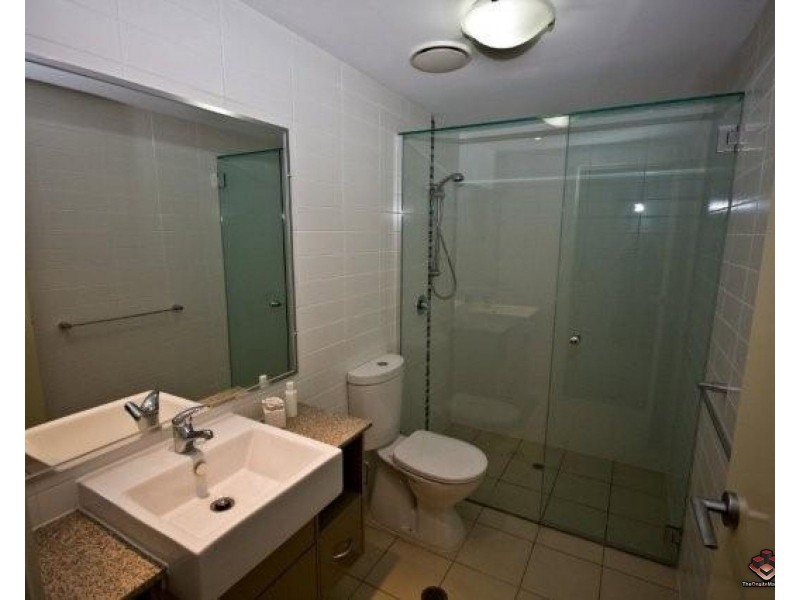 95 Clarence Road, Indooroopilly QLD 4068