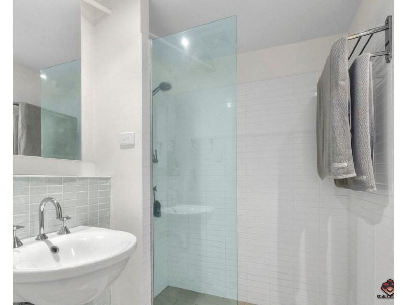 64 Macquarie Street, Teneriffe QLD 4005