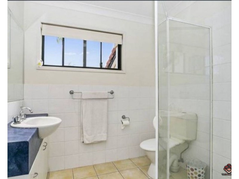 125 Pohlman Street, Southport QLD 4215