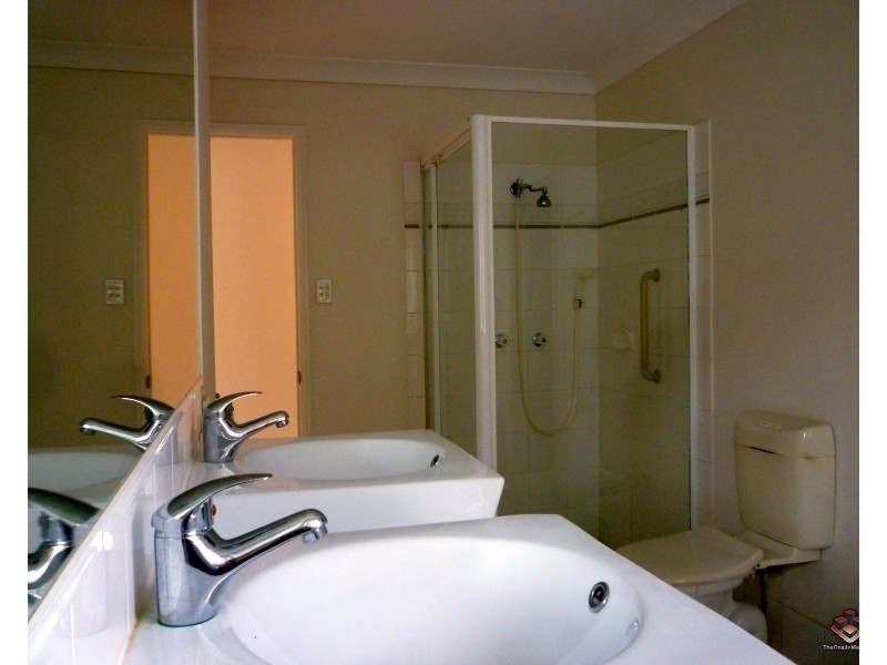 241 Horizon Drive, Westlake QLD 4074