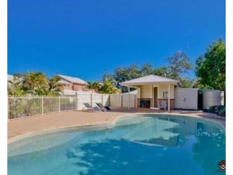 56 Wright Street, Carindale QLD 4152