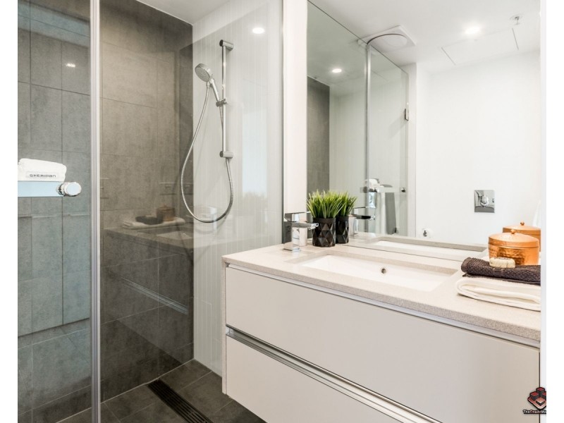 855 Stanley Street, Woolloongabba QLD 4102