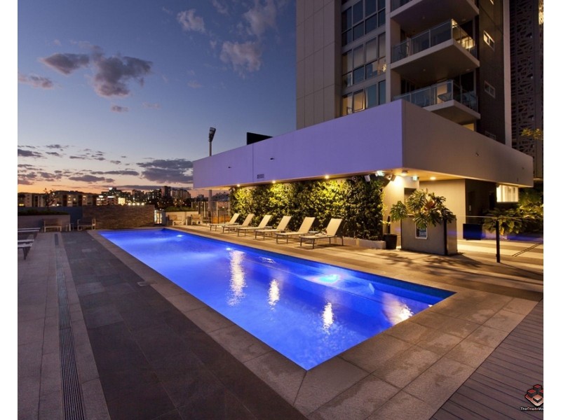 855 Stanley Street, Woolloongabba QLD 4102