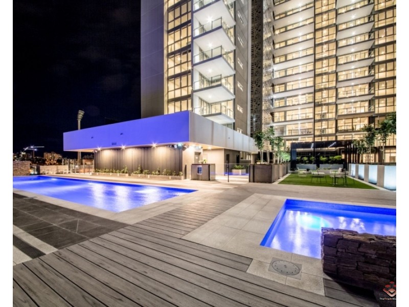 855 Stanley Street, Woolloongabba QLD 4102