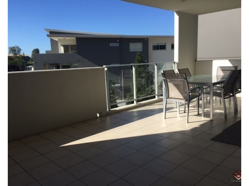 95 Clarence Road, Indooroopilly QLD 4068