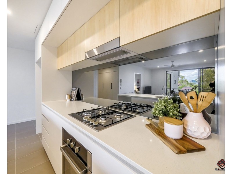 52 Grantson Street, Windsor QLD 4030