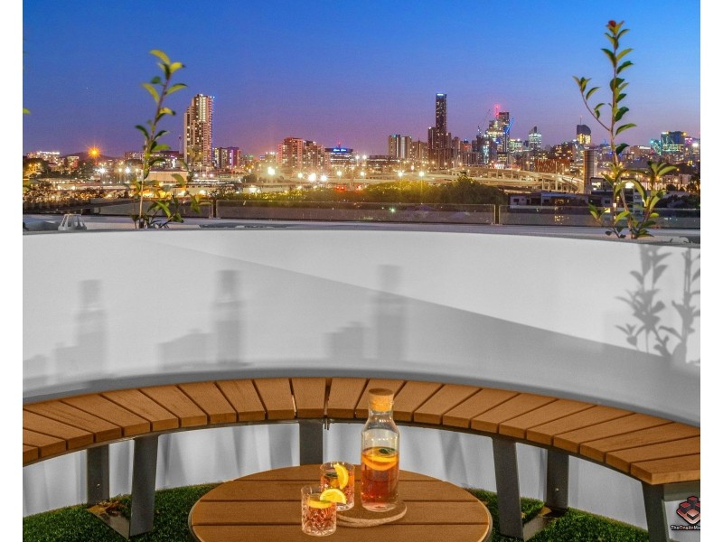 52 Grantson Street, Windsor QLD 4030