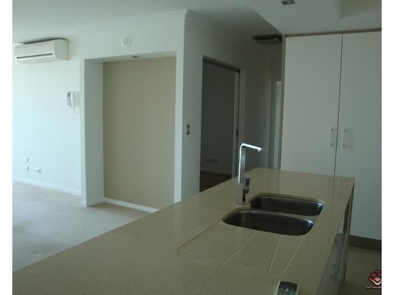 53 Darrambal Street, Surfers Paradise QLD 4217