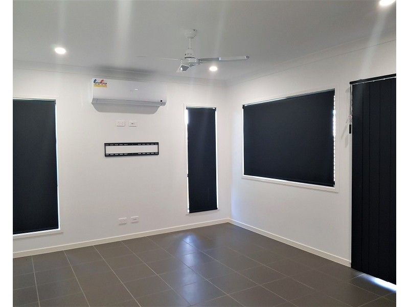 15 Imperial Circuit, Eli Waters QLD 4655