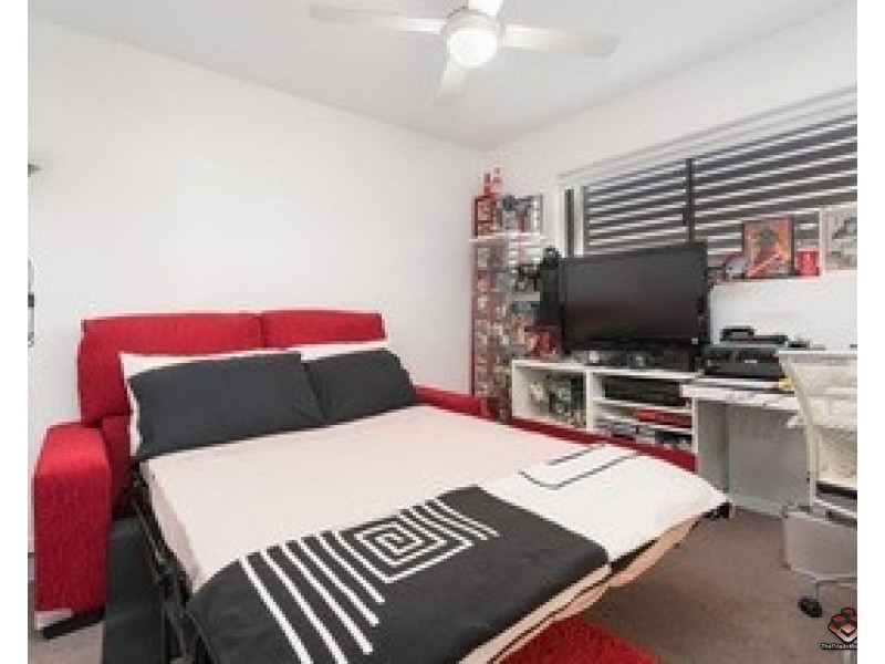 52 Grantson Street, Windsor QLD 4030