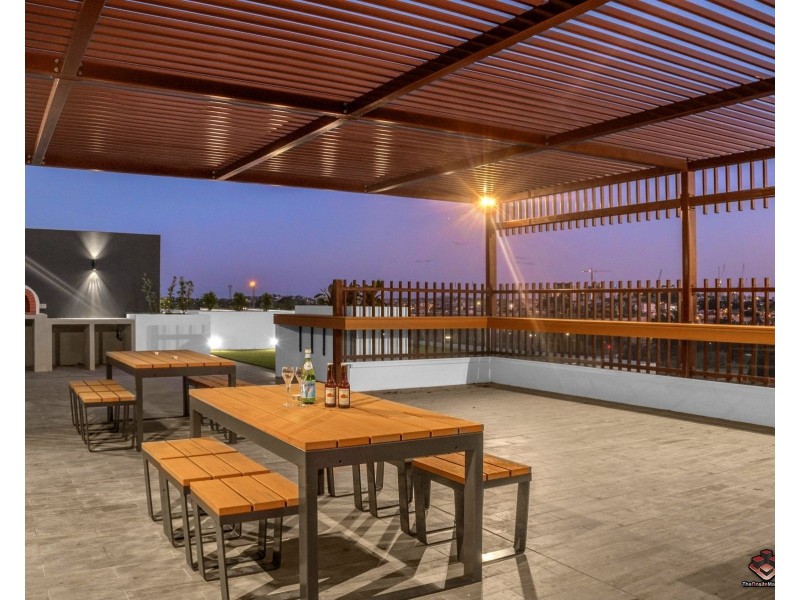 52 Grantson Street, Windsor QLD 4030