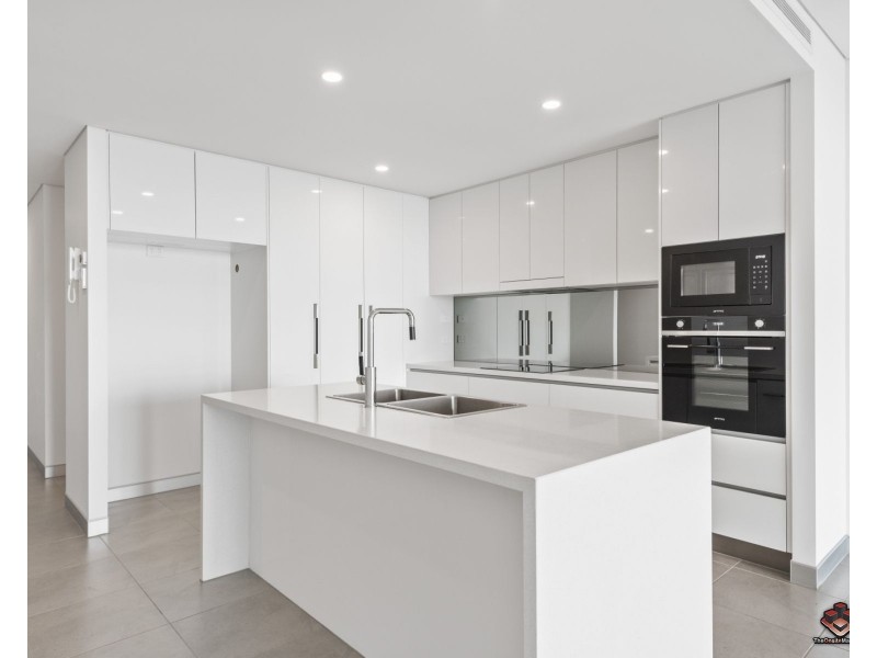 105/113 Landsborough Ave, Scarborough QLD 4020