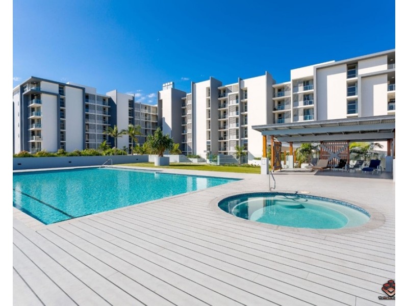 105/113 Landsborough Ave, Scarborough QLD 4020