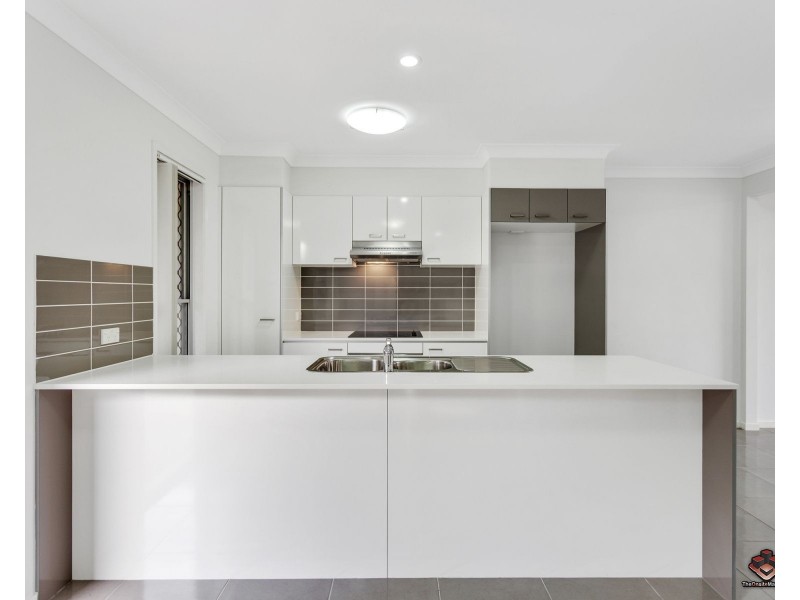 1 Bass Court, North Lakes QLD 4509