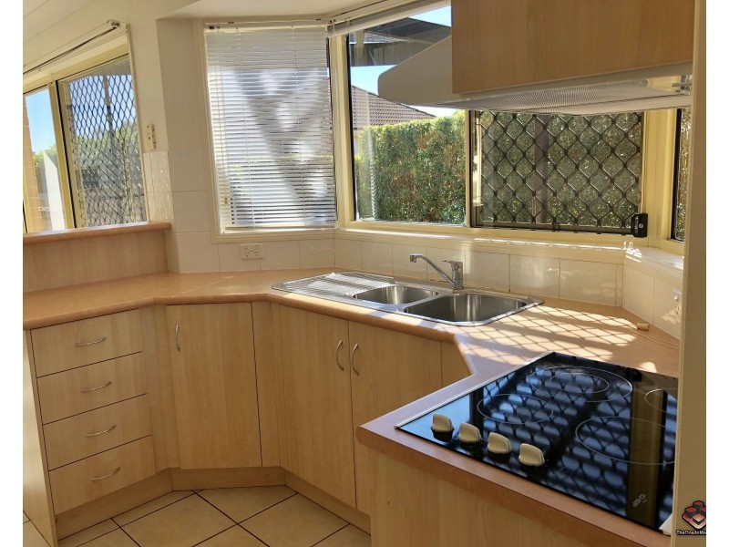 154 Albany Creek Road, Aspley QLD 4034