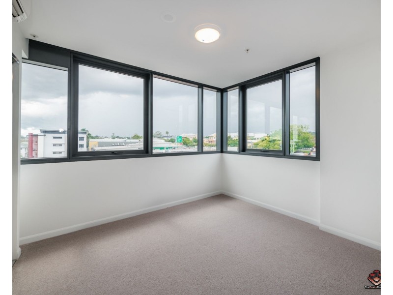 10507/300 Old Cleveland Road, Coorparoo QLD 4151